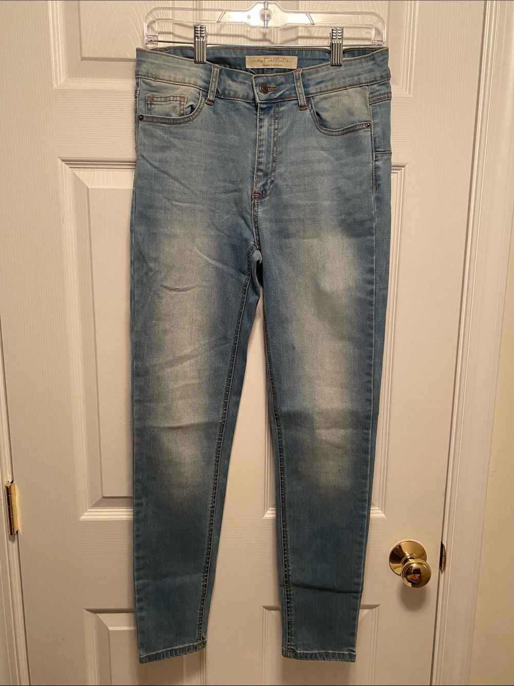 Most Collection Light Wash Women’s Skinny Leg Jeans …size 11